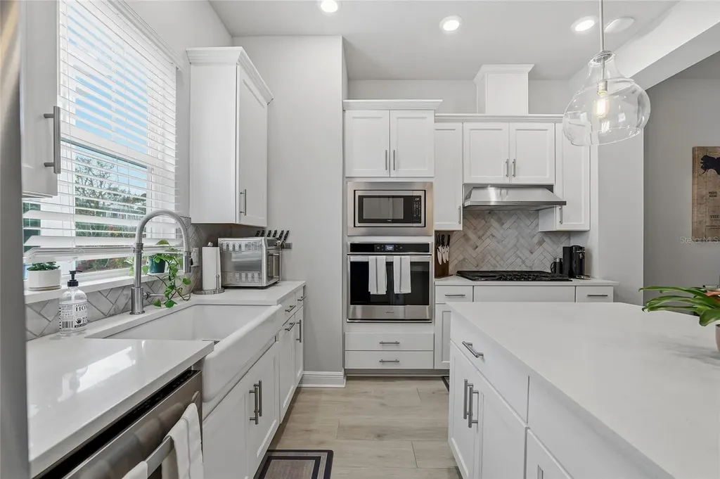 2510 W Cleveland Street Tampa FL 33609