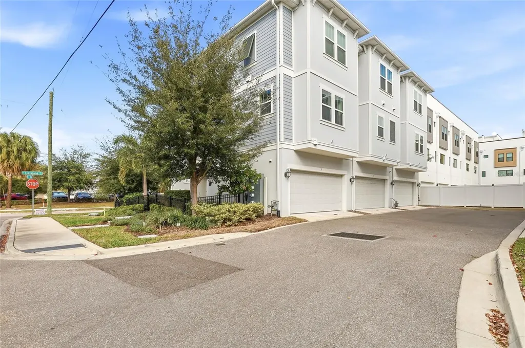 2510 W Cleveland Street Tampa FL 33609