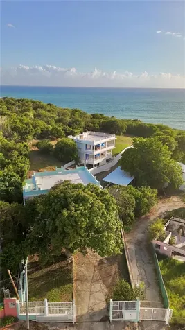 24 Calle Coral Playa Santa Guanica PR 00653