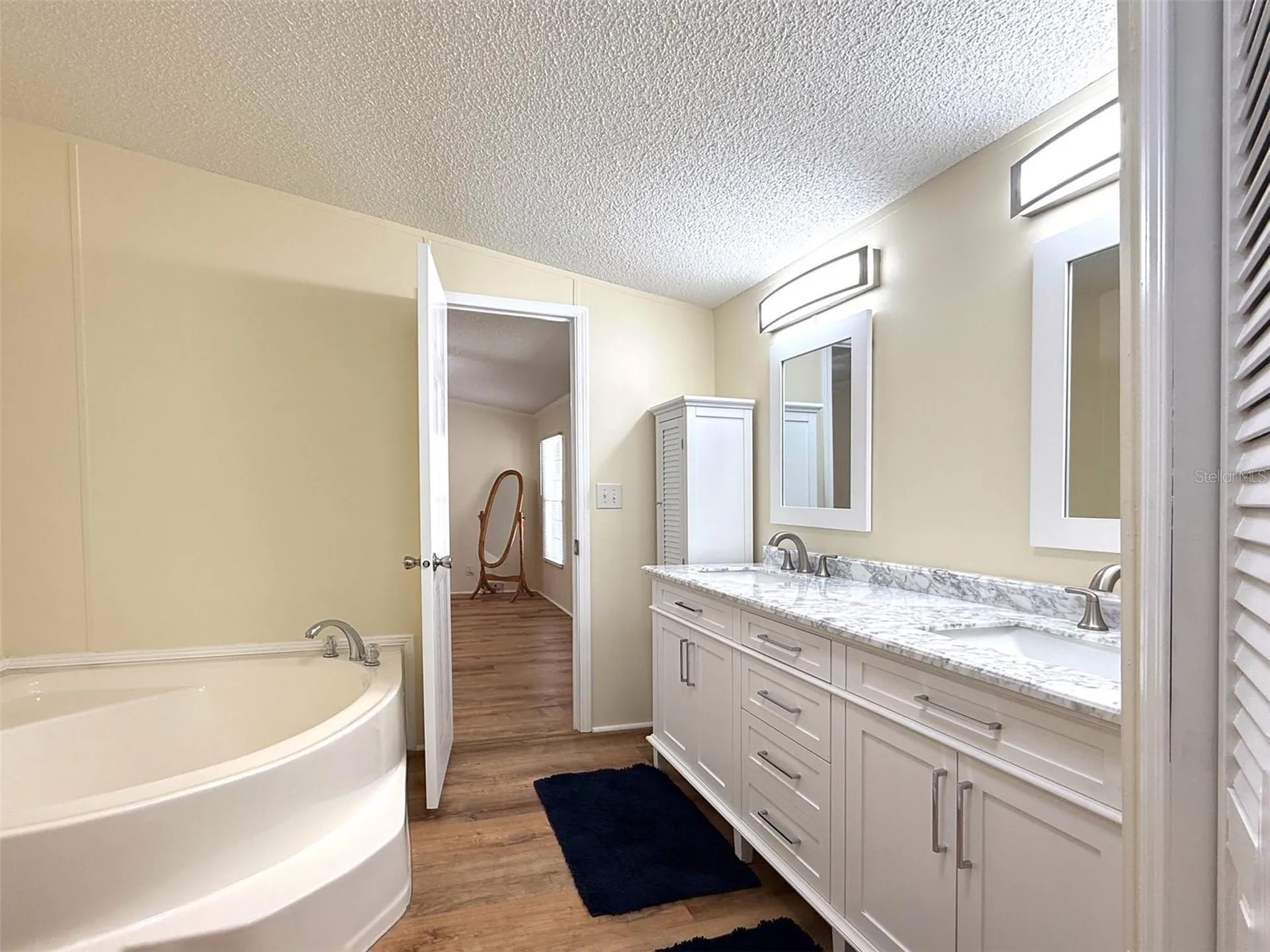 224 S Port Royal Lane Apollo Beach FL 33572