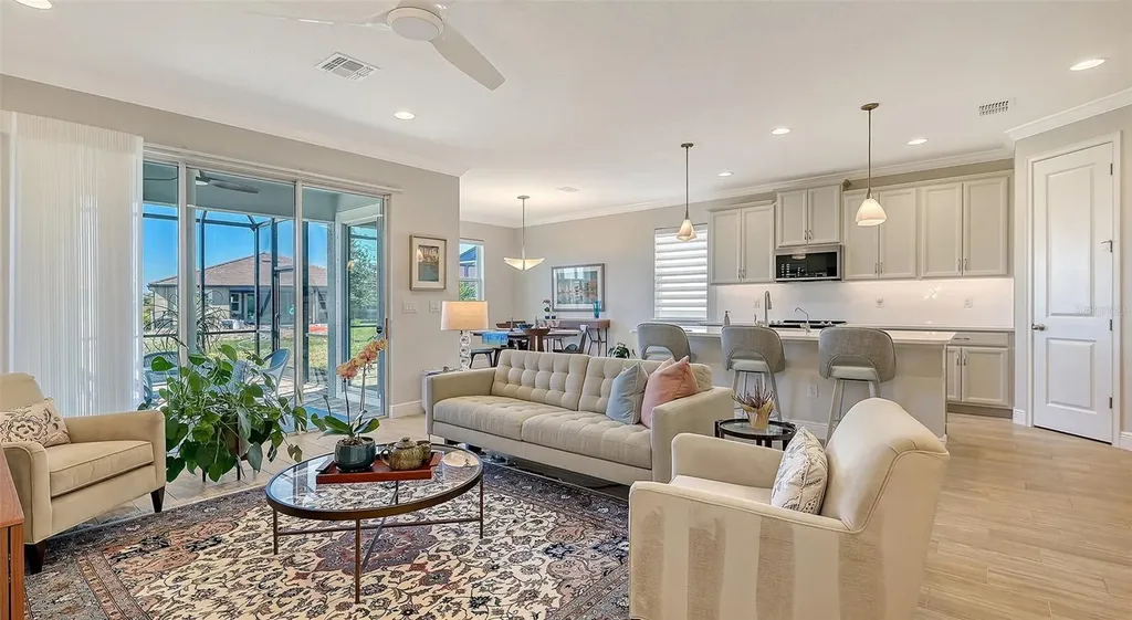 5790 Long Shore Loop Sarasota FL 34238