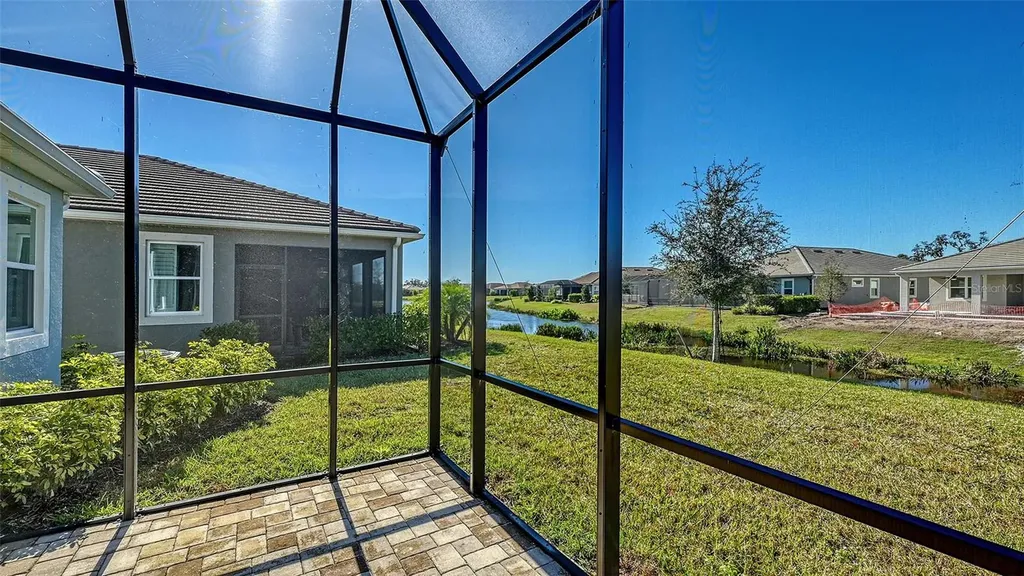 5790 Long Shore Loop Sarasota FL 34238