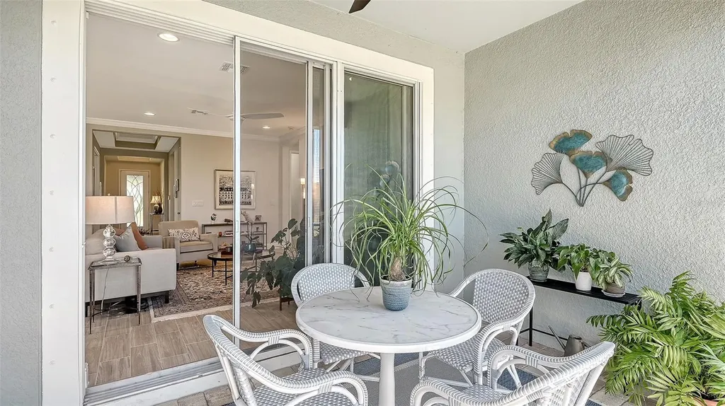 5790 Long Shore Loop Sarasota FL 34238