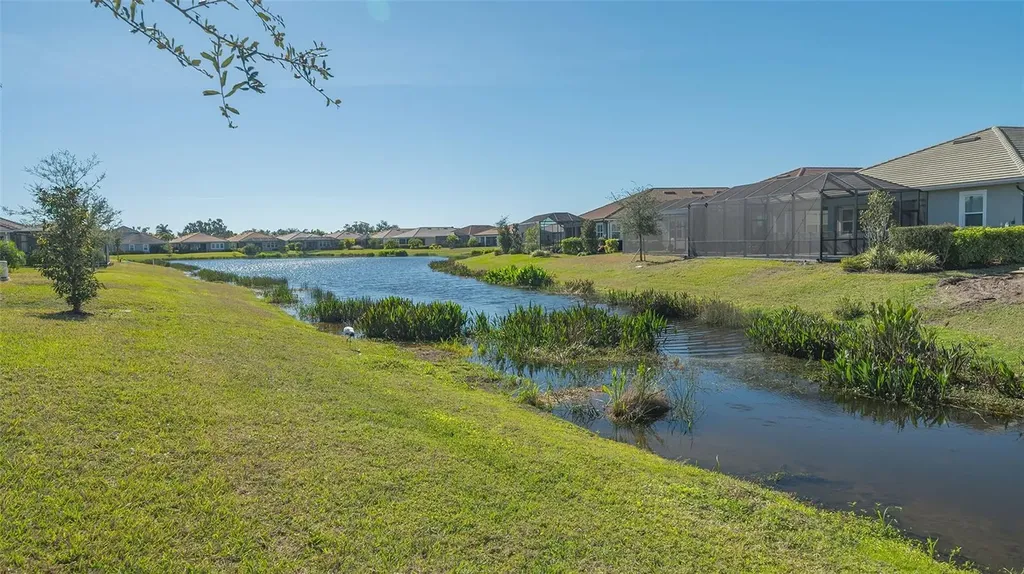 5790 Long Shore Loop Sarasota FL 34238