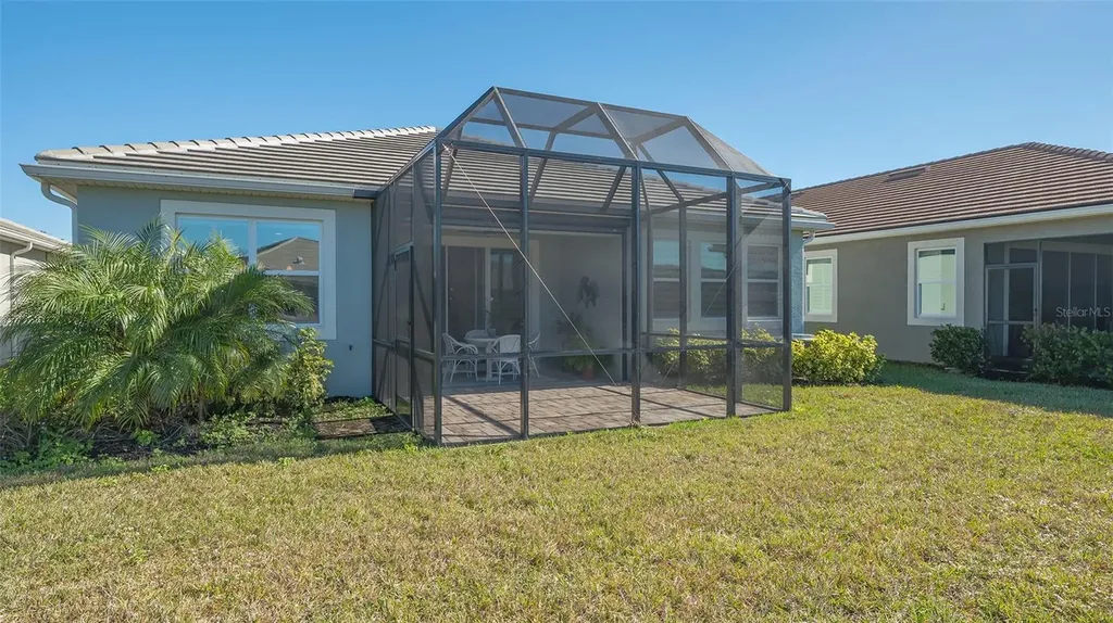 5790 Long Shore Loop Sarasota FL 34238