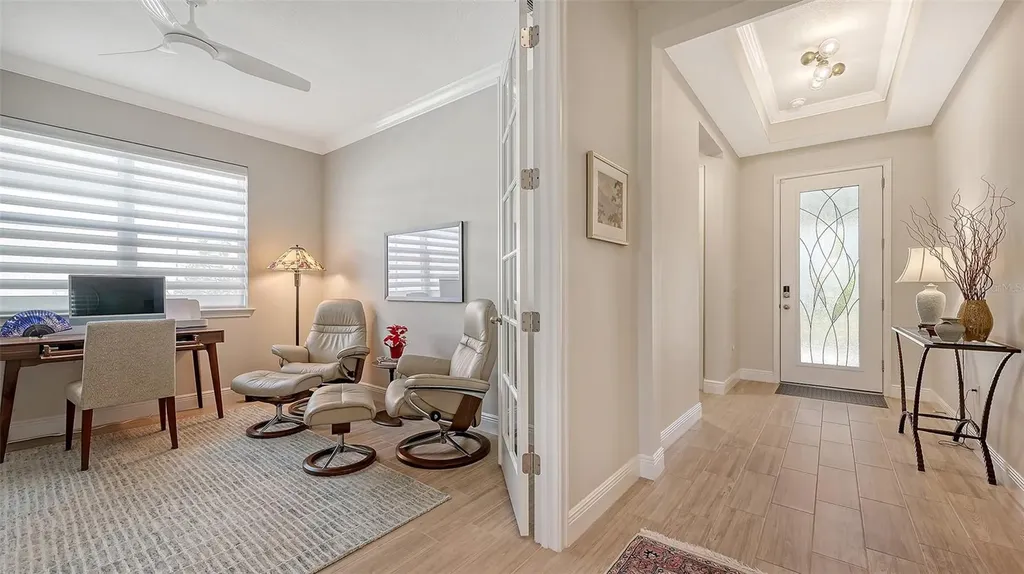 5790 Long Shore Loop Sarasota FL 34238