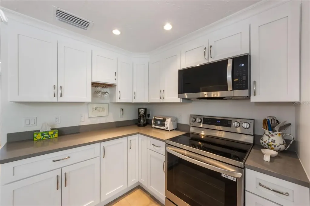 413 Poinsettia Road Anna Maria FL 34216