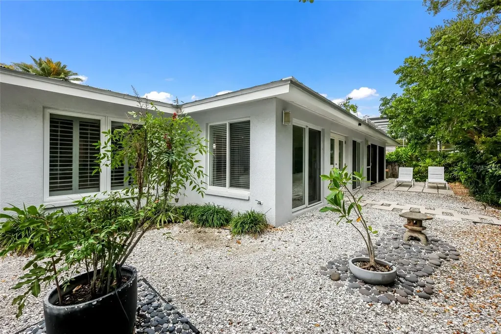 413 Poinsettia Road Anna Maria FL 34216