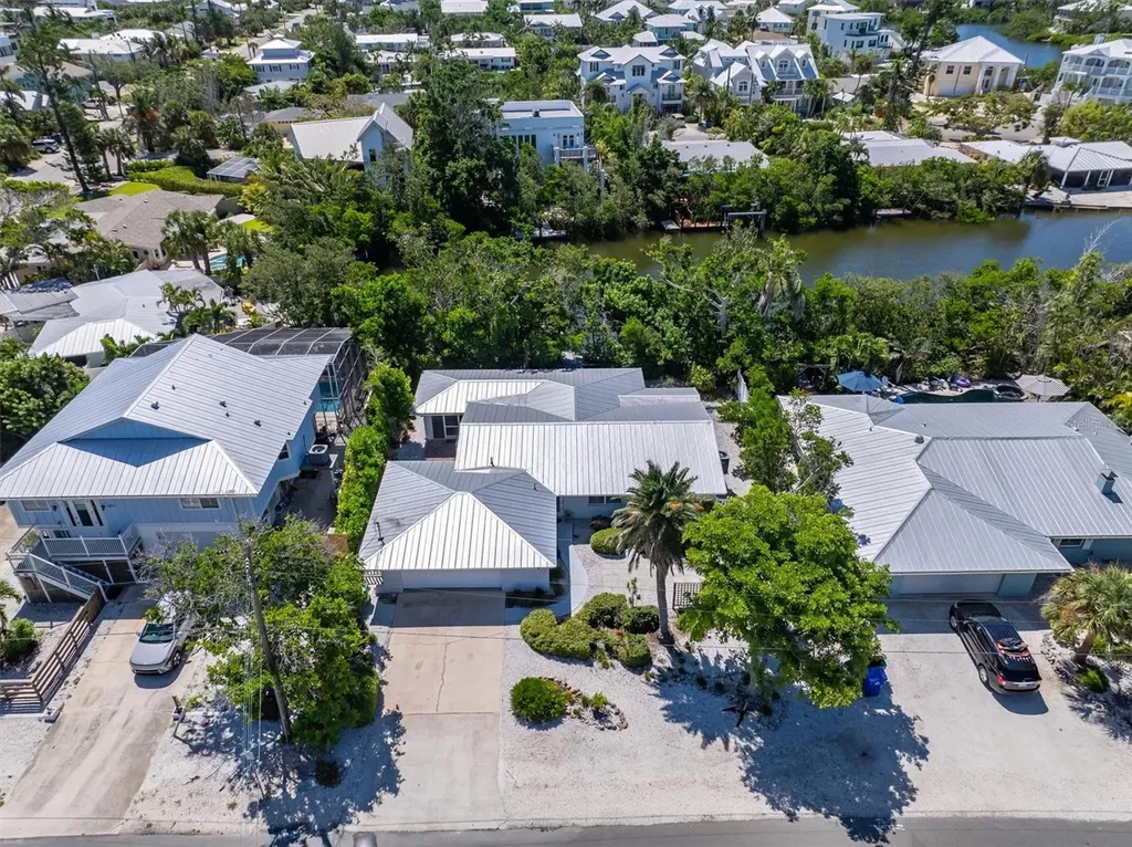 413 Poinsettia Road Anna Maria FL 34216