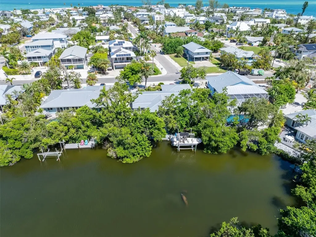 413 Poinsettia Road Anna Maria FL 34216
