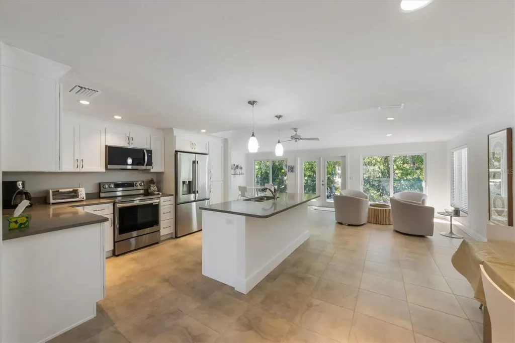 413 Poinsettia Road Anna Maria FL 34216