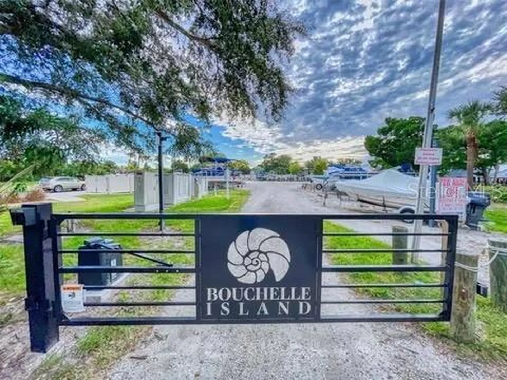 420 Bouchelle Drive New Smyrna Beach FL 32169