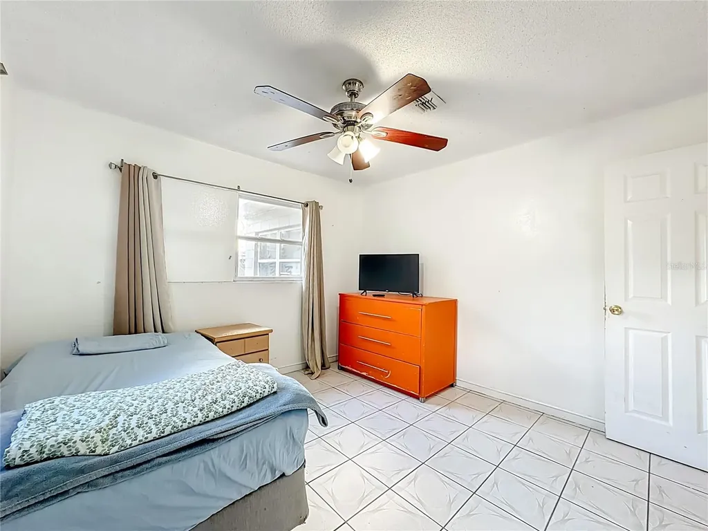 4314 Derbyshire Lane Orlando FL 32812
