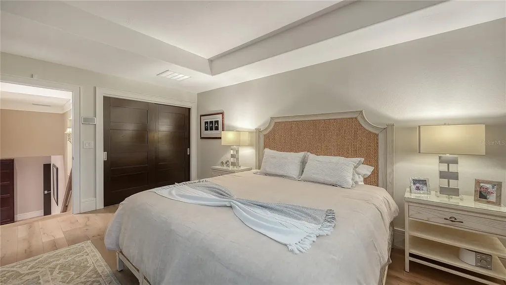 3598 Fair Oaks Lane Longboat Key FL 34228