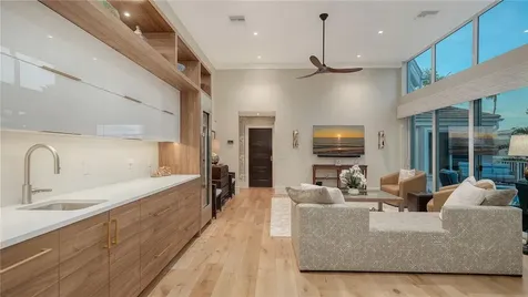 3598 Fair Oaks Lane Longboat Key FL 34228