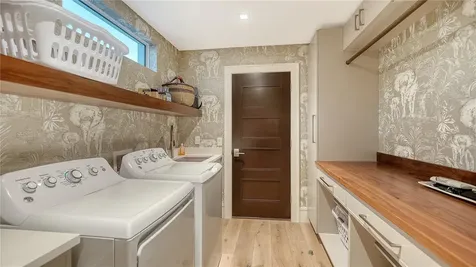3598 Fair Oaks Lane Longboat Key FL 34228