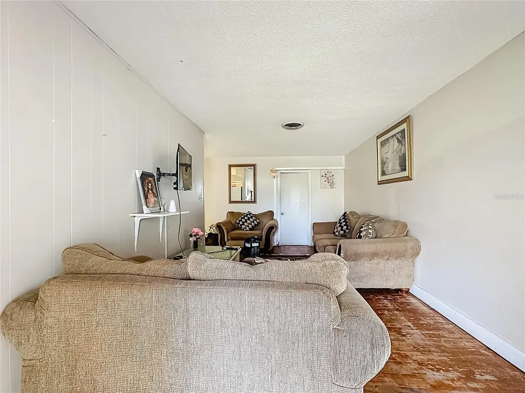 4200 Anderson Road Orlando FL 32812