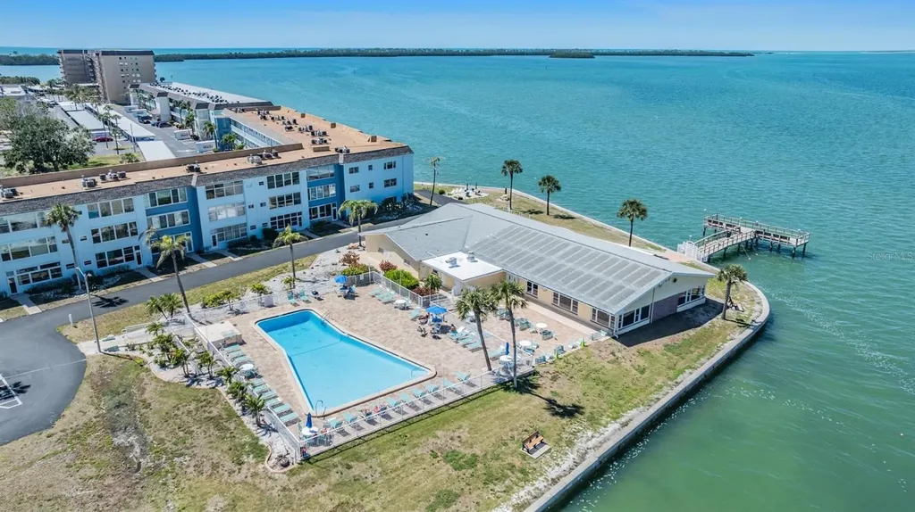 9 Forbes Place Dunedin FL 34698