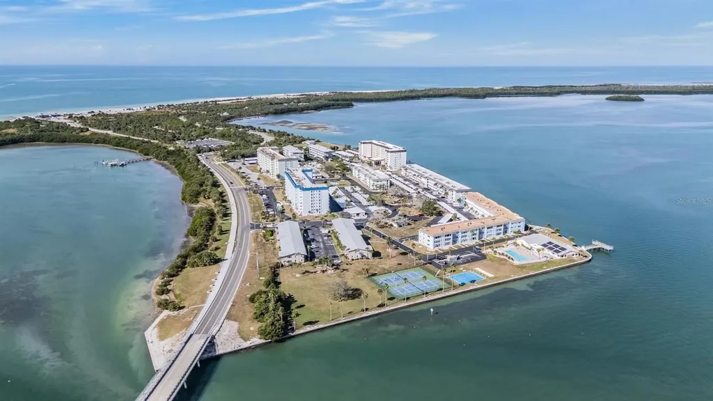 9 Forbes Place Dunedin FL 34698