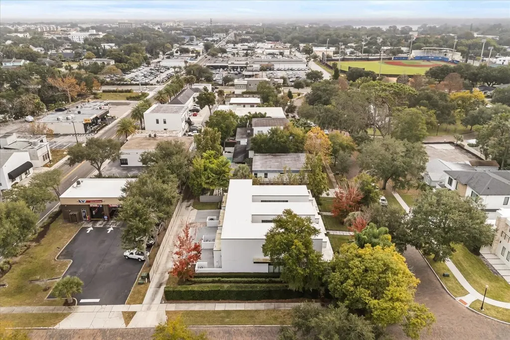1049 N Kentucky Avenue Winter Park FL 32789