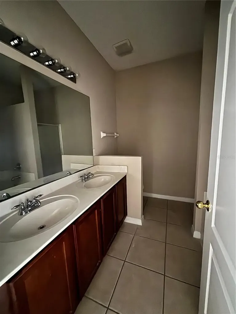 4317 Creeks Run Boulevard Kissimmee FL 34746