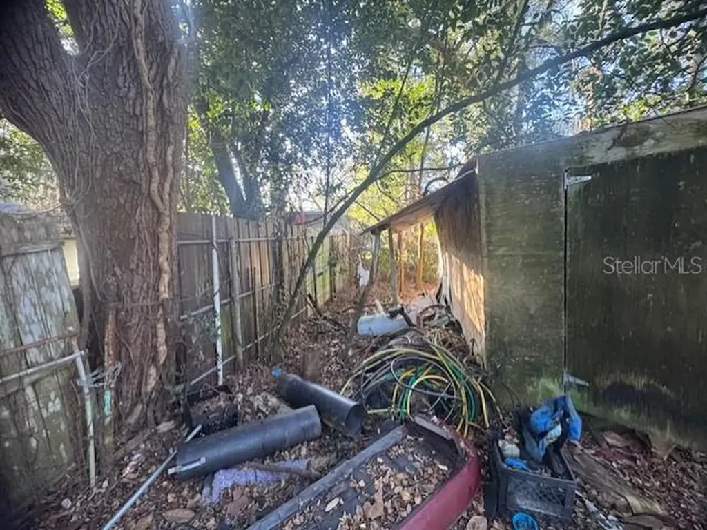 4547 Cr 692 Webster FL 33597
