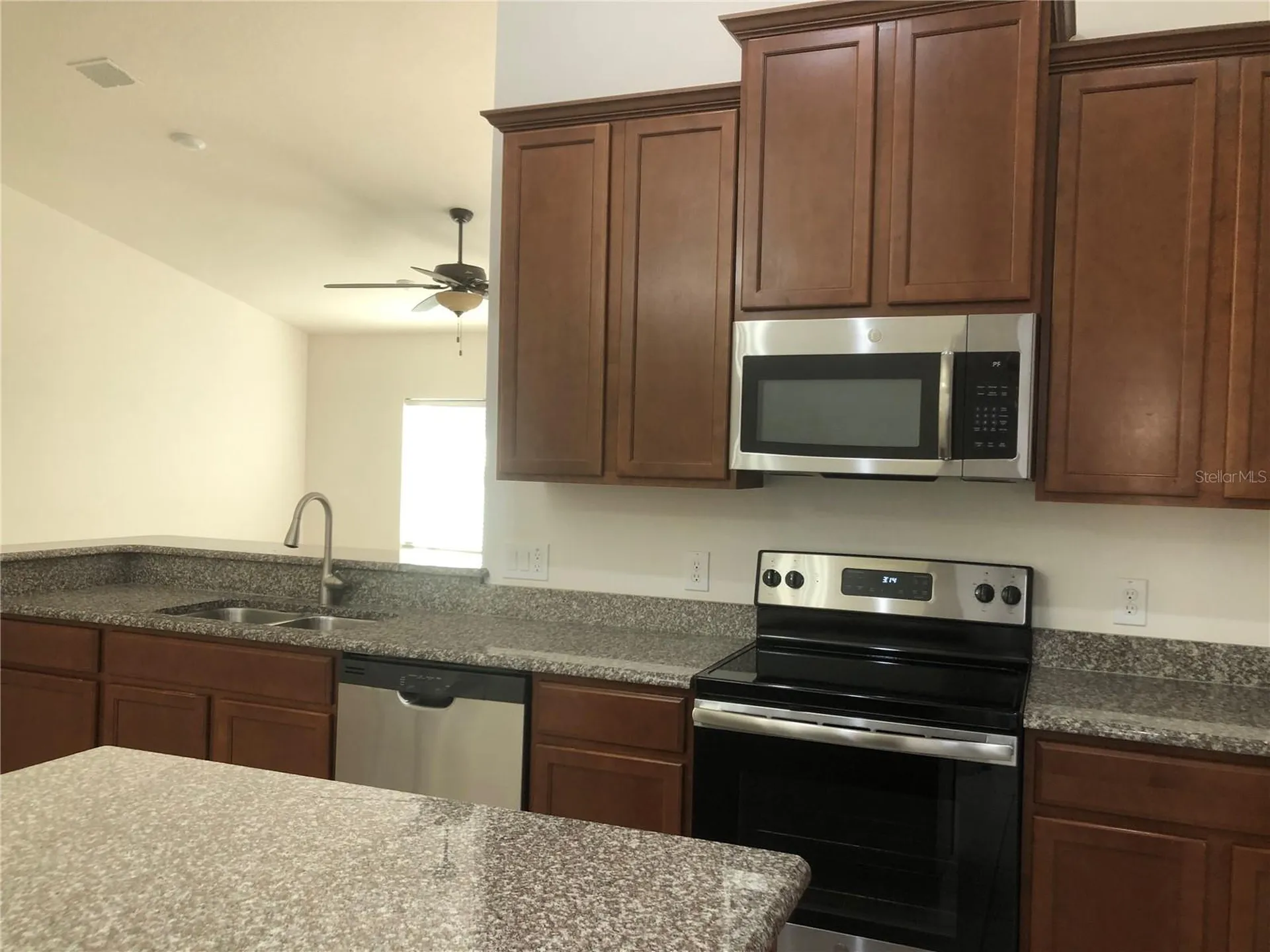 3211 Silver Fin Way Kissimmee FL 34746