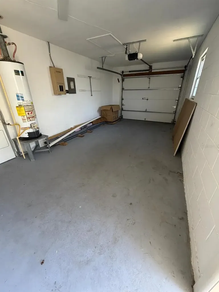 11102 28th Street Tampa FL 33612