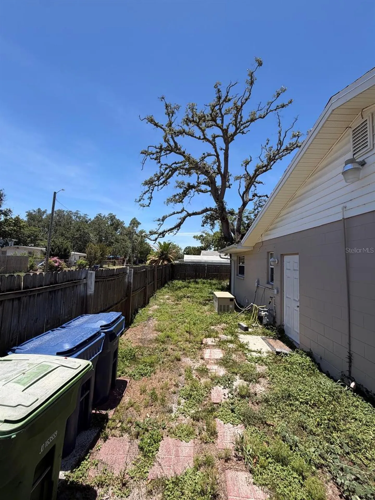 11102 28th Street Tampa FL 33612