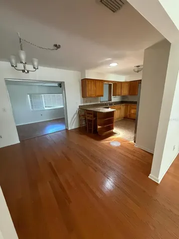 11102 28th Street Tampa FL 33612
