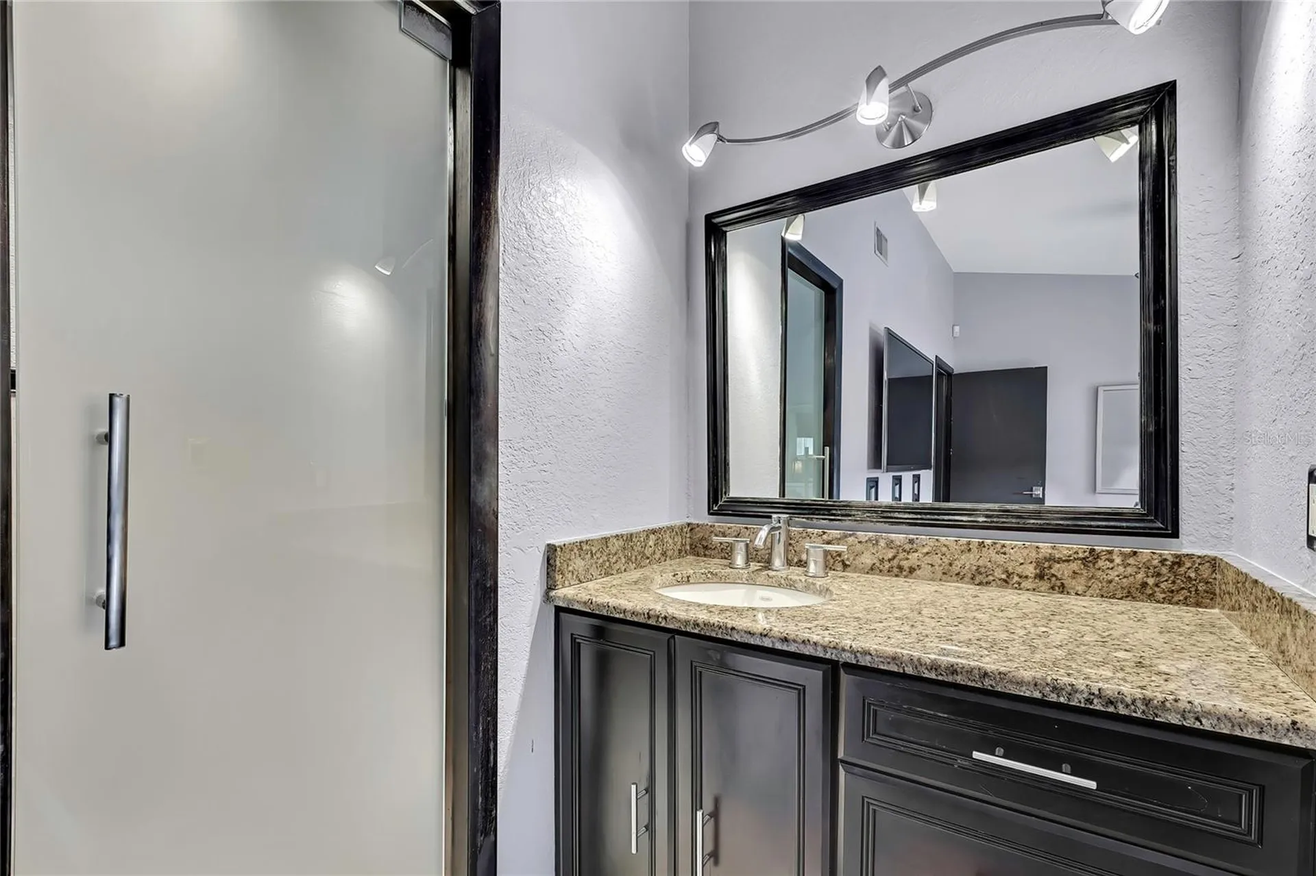 3414 Arbor Oaks Court Tampa FL 33614