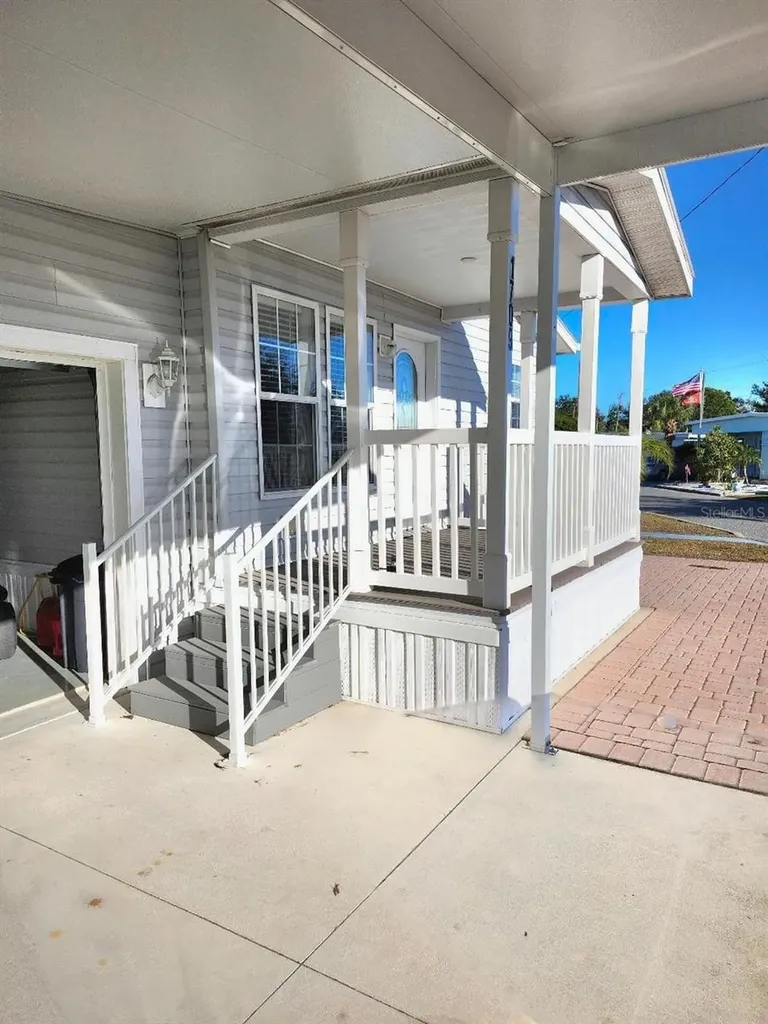 1709 Minnesota Avenue Bradenton FL 34207