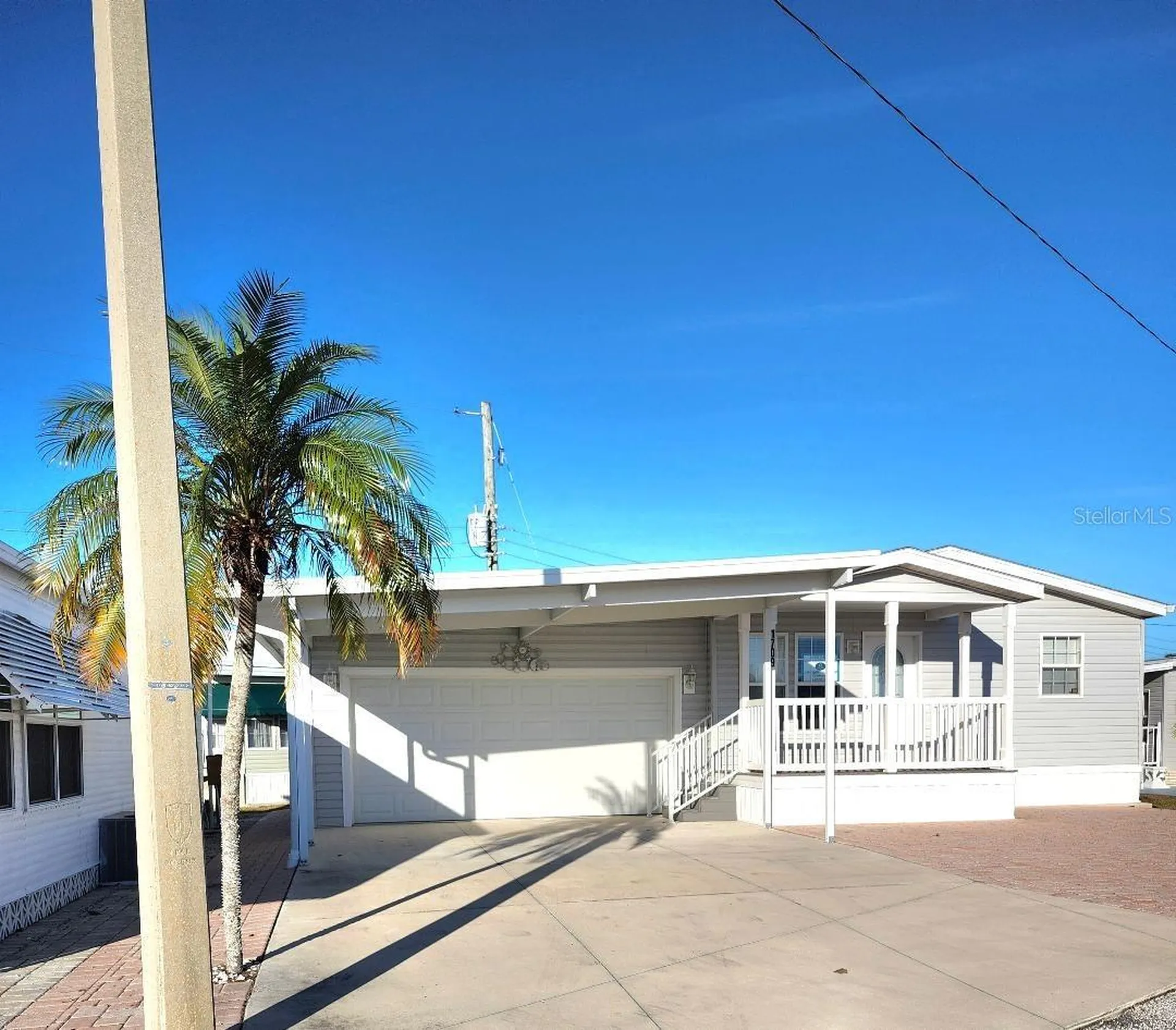 1709 Minnesota Avenue Bradenton FL 34207