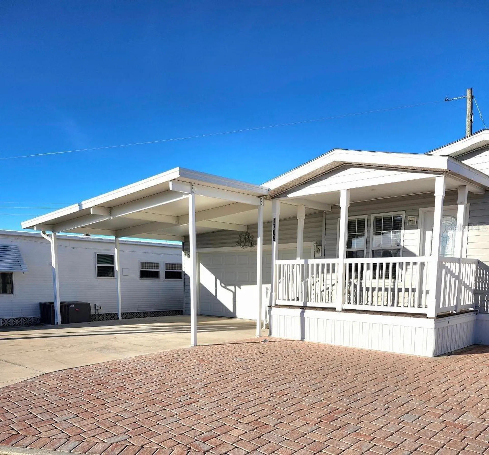 1709 Minnesota Avenue Bradenton FL 34207
