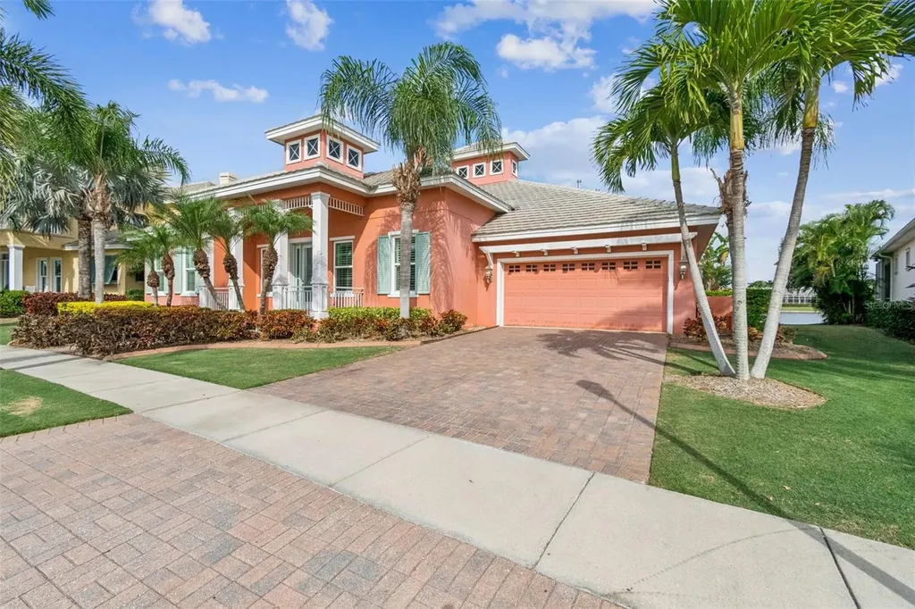729 Manns Harbor Drive Apollo Beach FL 33572