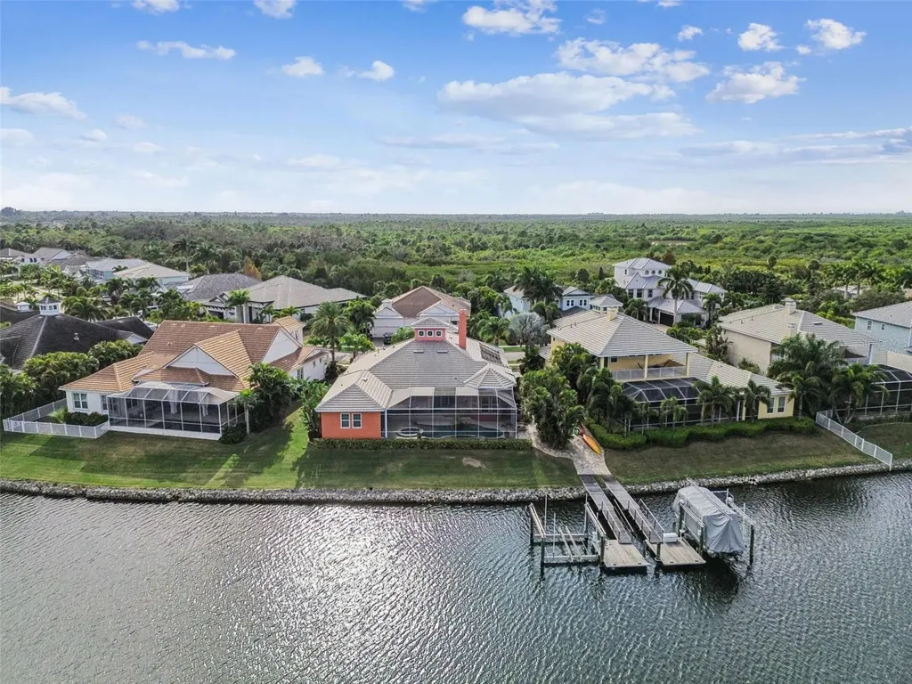 729 Manns Harbor Drive Apollo Beach FL 33572