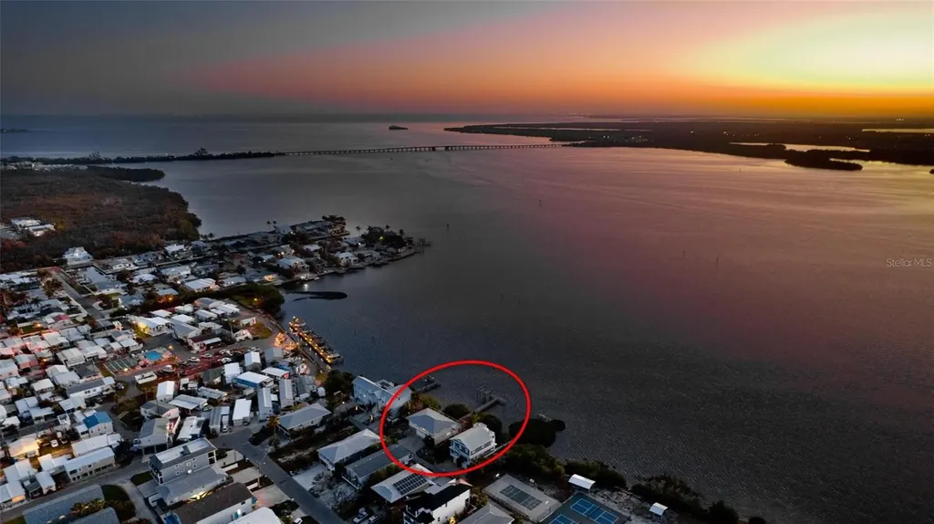 2512 Avenue A Bradenton Beach FL 34217