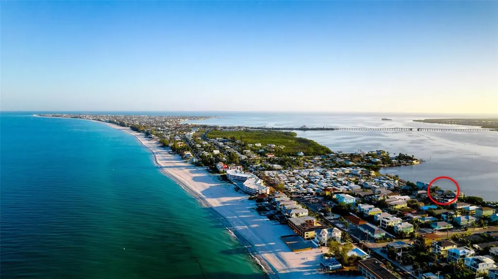 2512 Avenue A Bradenton Beach FL 34217