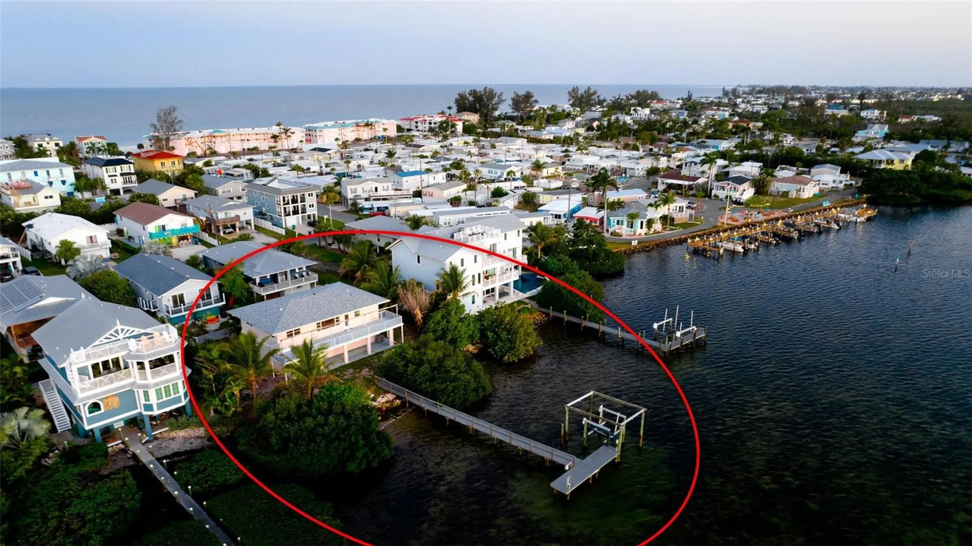 2512 Avenue A Bradenton Beach FL 34217