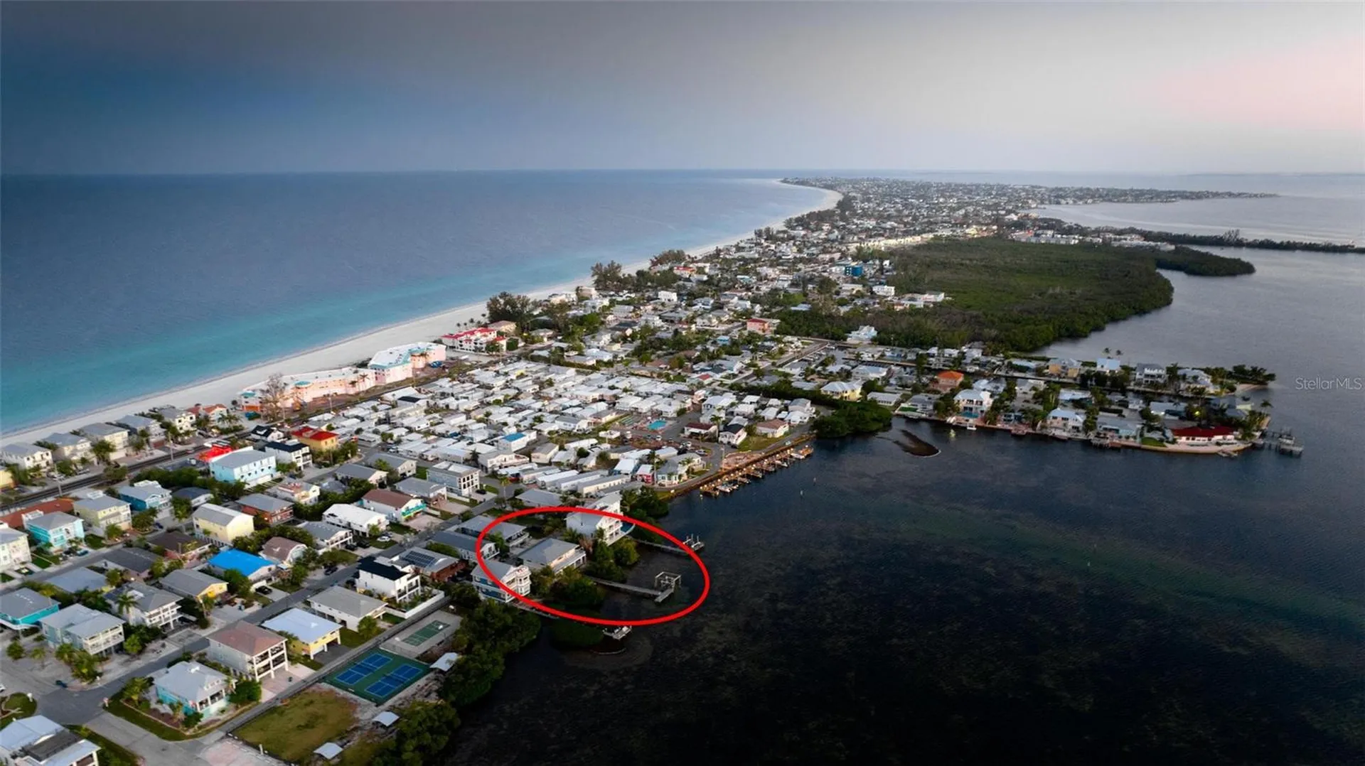 2512 Avenue A Bradenton Beach FL 34217