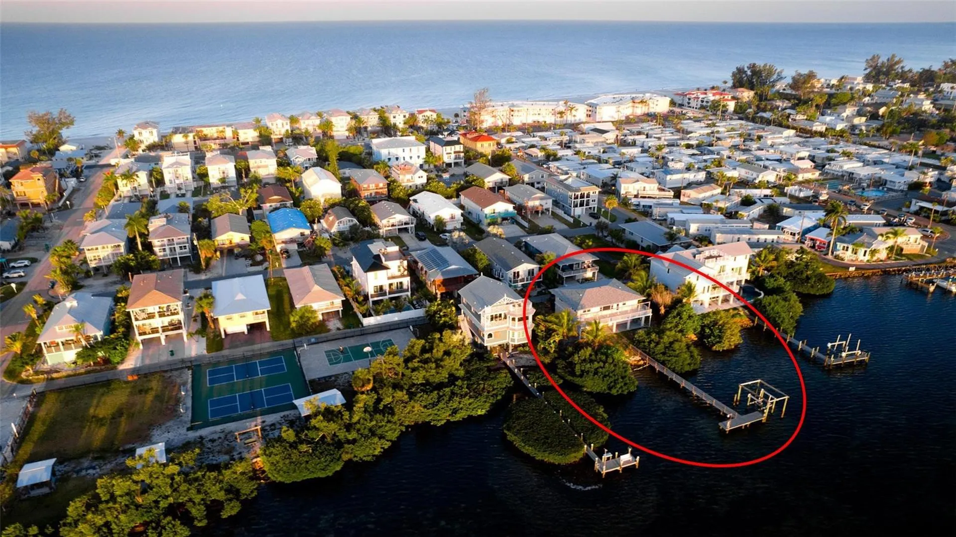2512 Avenue A Bradenton Beach FL 34217