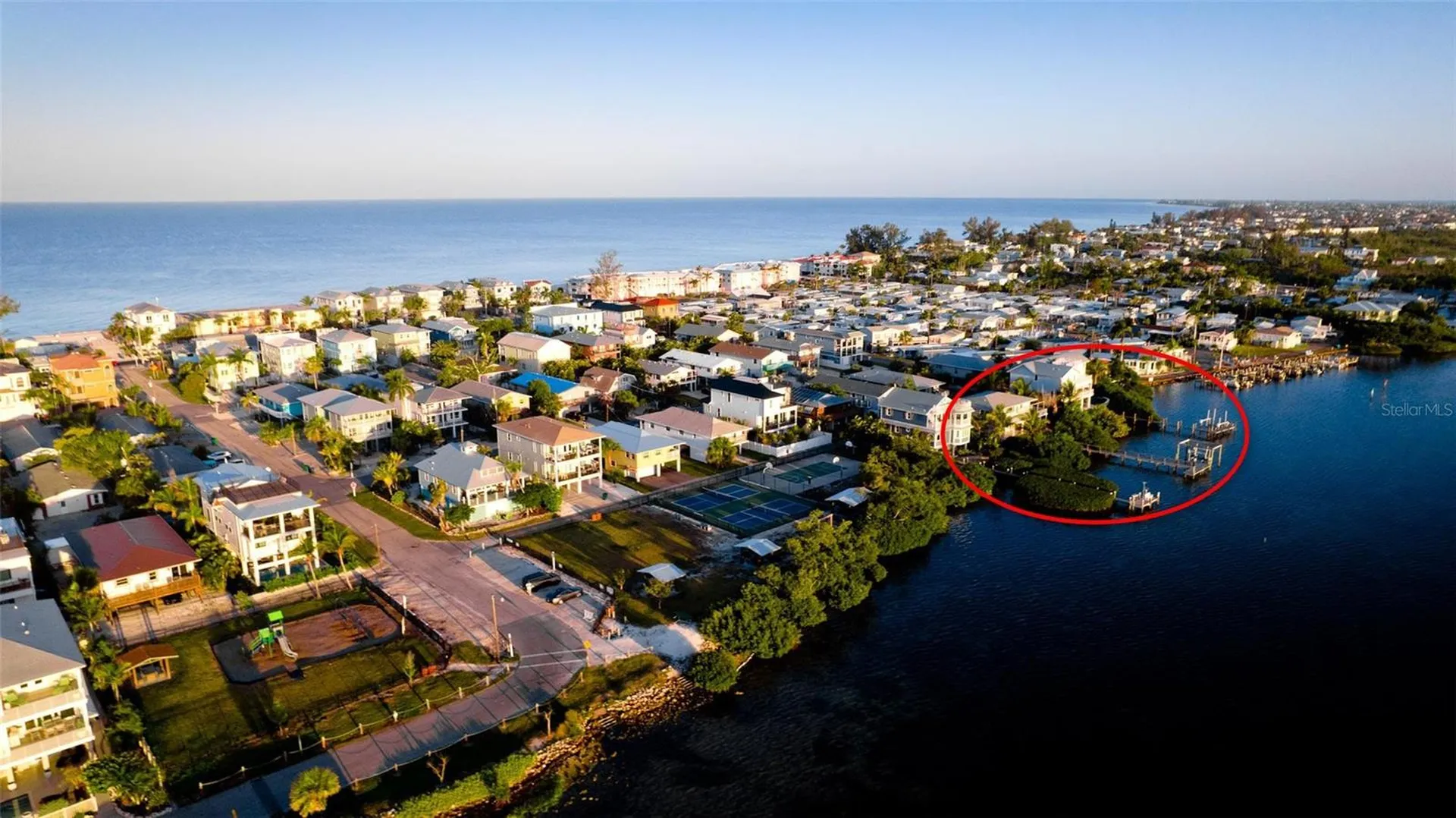 2512 Avenue A Bradenton Beach FL 34217