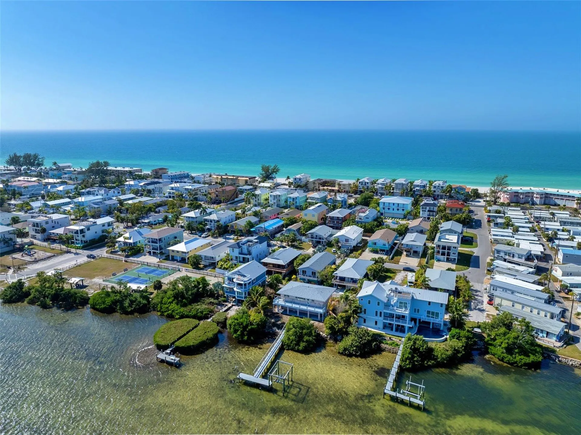 2512 Avenue A Bradenton Beach FL 34217