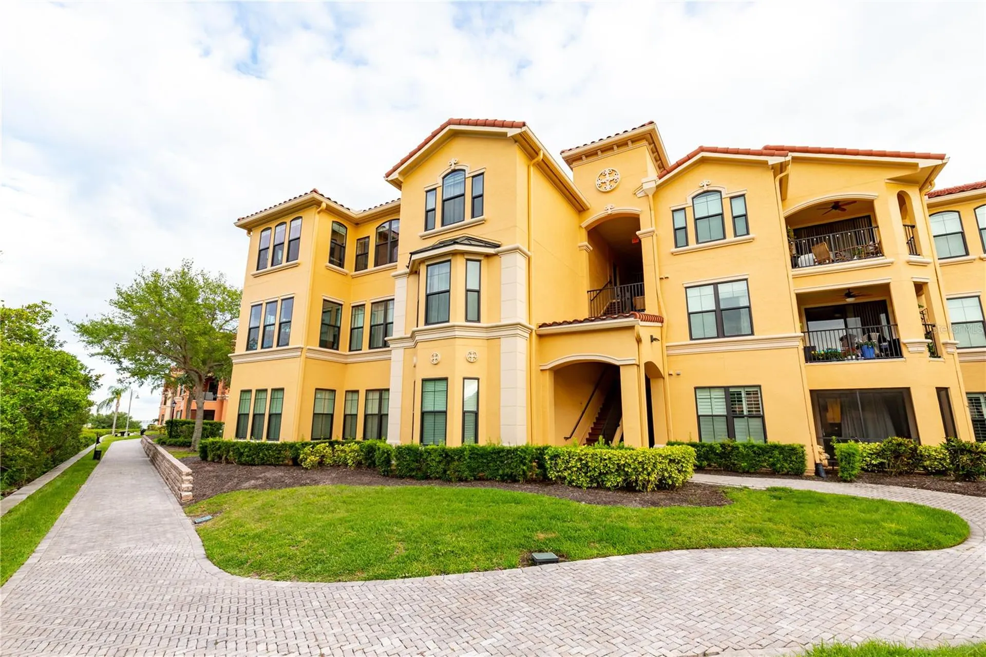 2724 Via Murano Clearwater FL 33764