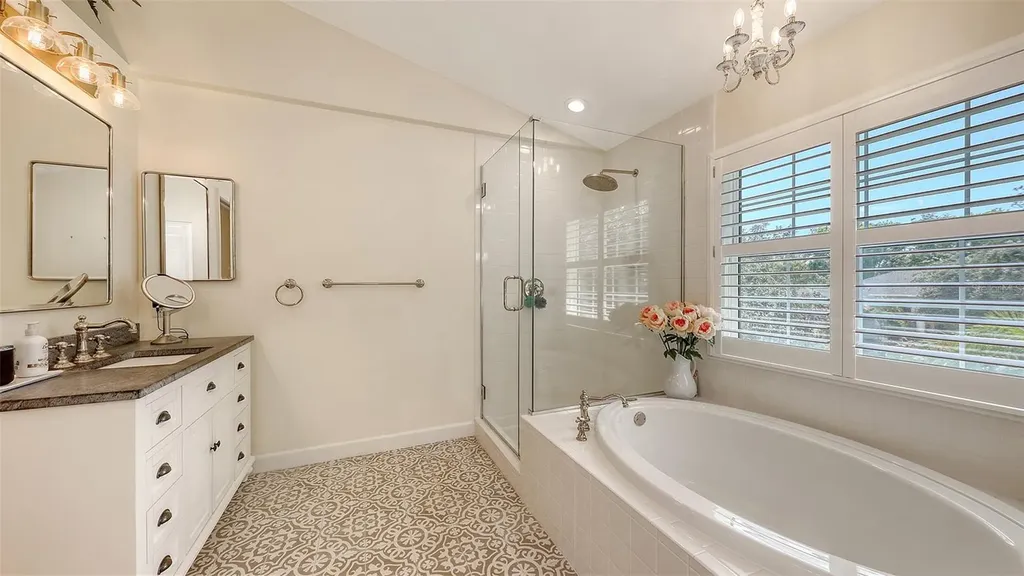 1105 92nd Street NW Bradenton FL 34209