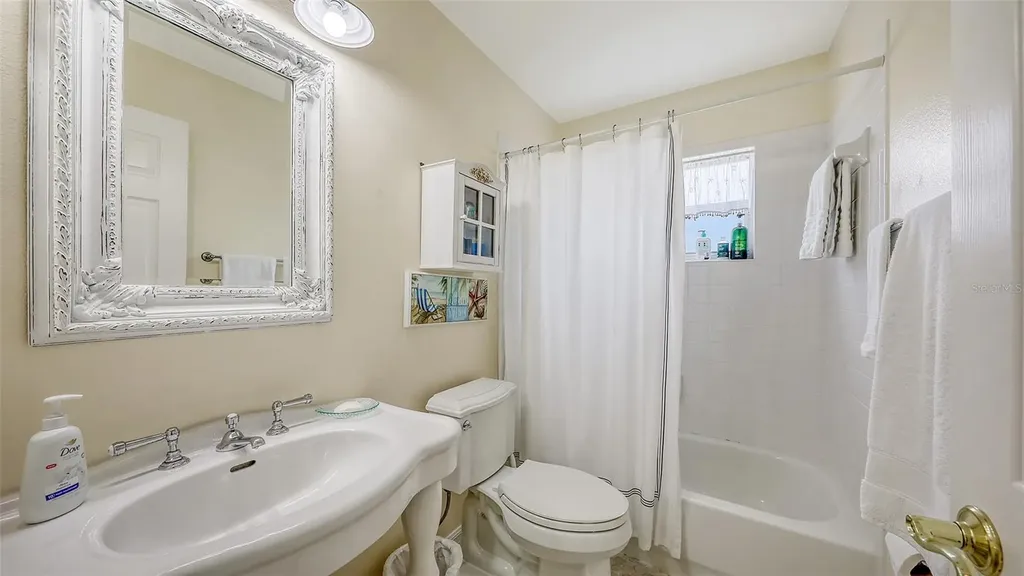 1105 92nd Street NW Bradenton FL 34209