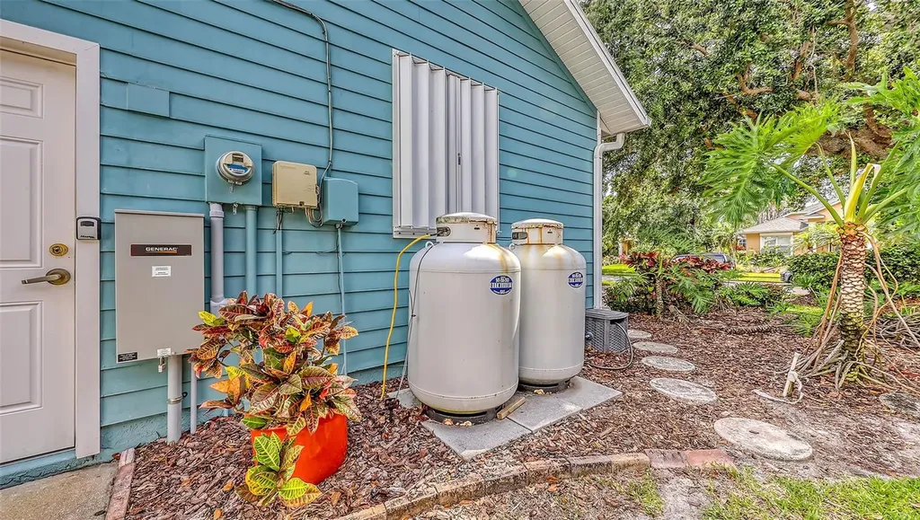 1105 92nd Street NW Bradenton FL 34209