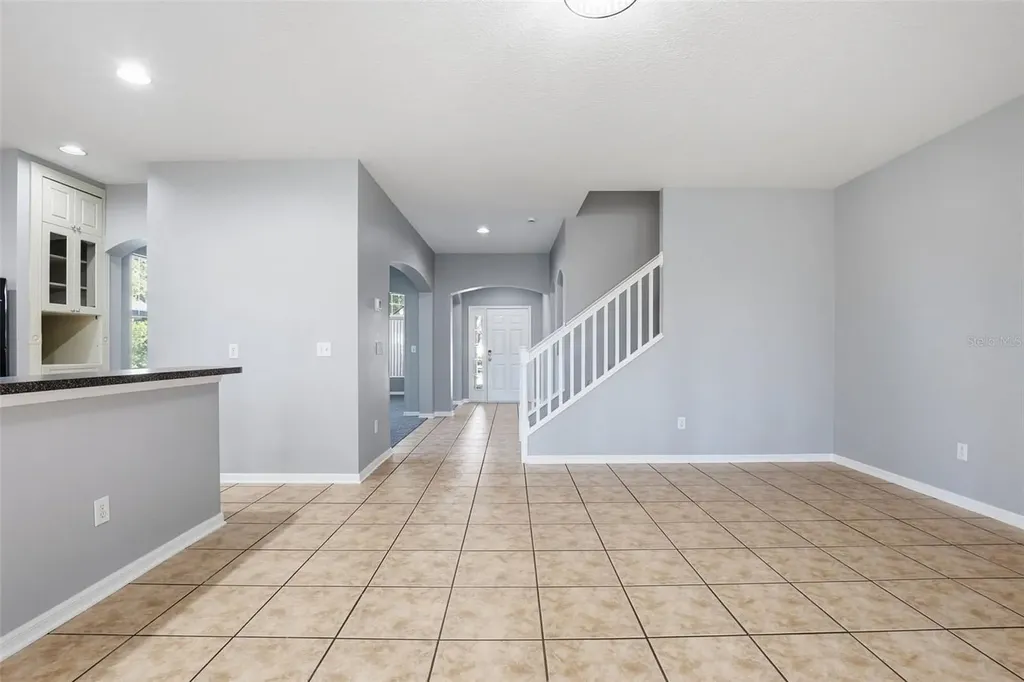 6219 Gannetdale Drive Lithia FL 33547
