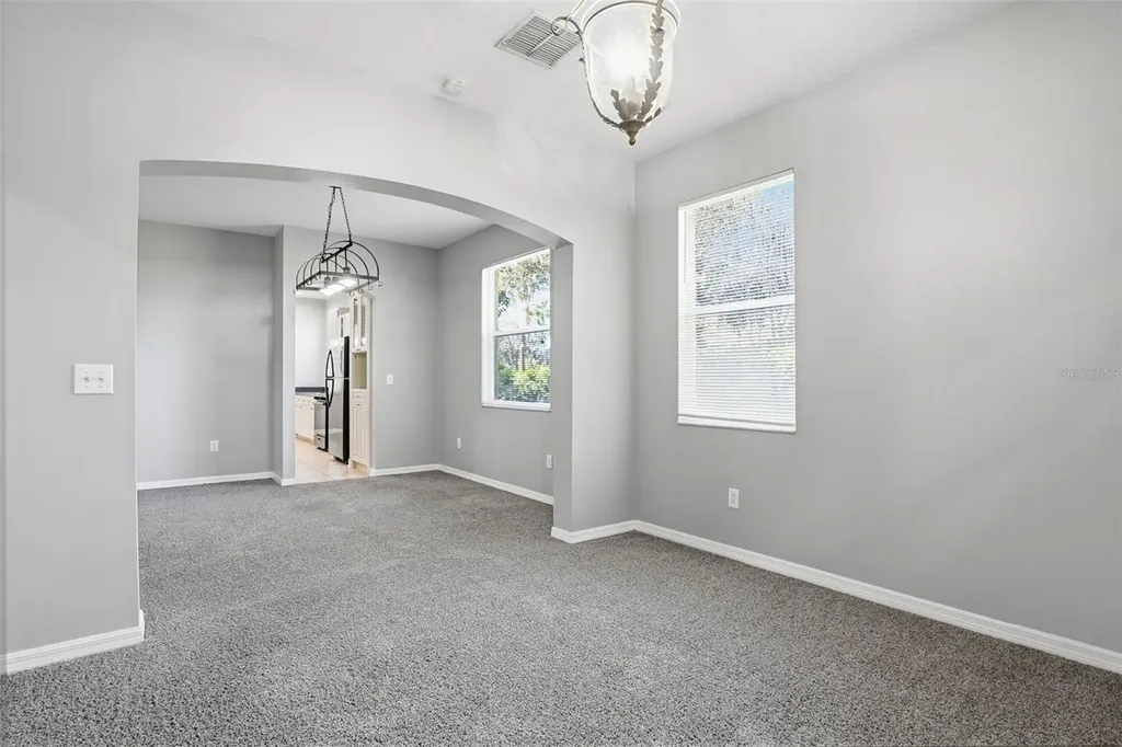 6219 Gannetdale Drive Lithia FL 33547
