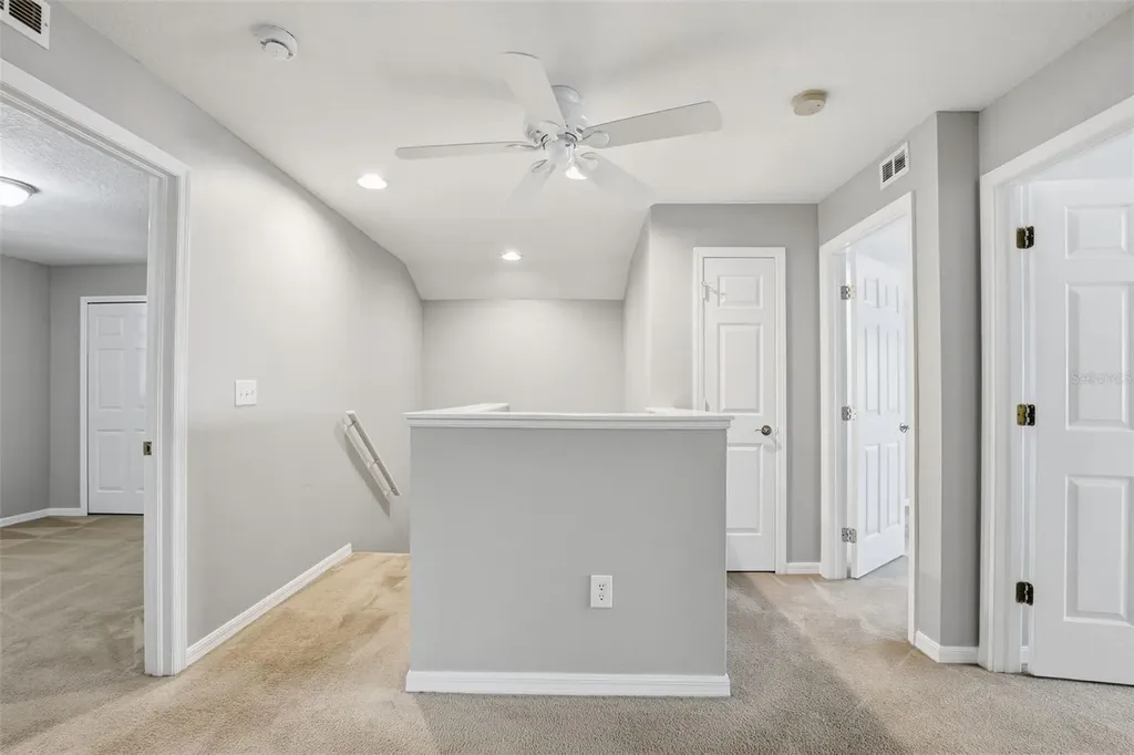 6219 Gannetdale Drive Lithia FL 33547